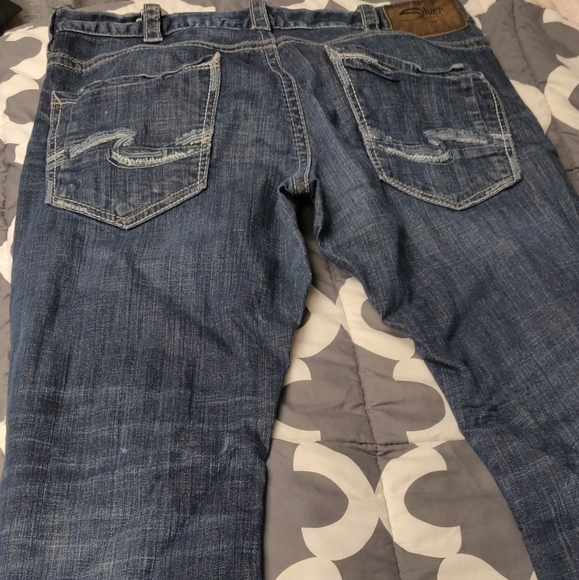 Silver Jeans for Women - Picture 3 of 4